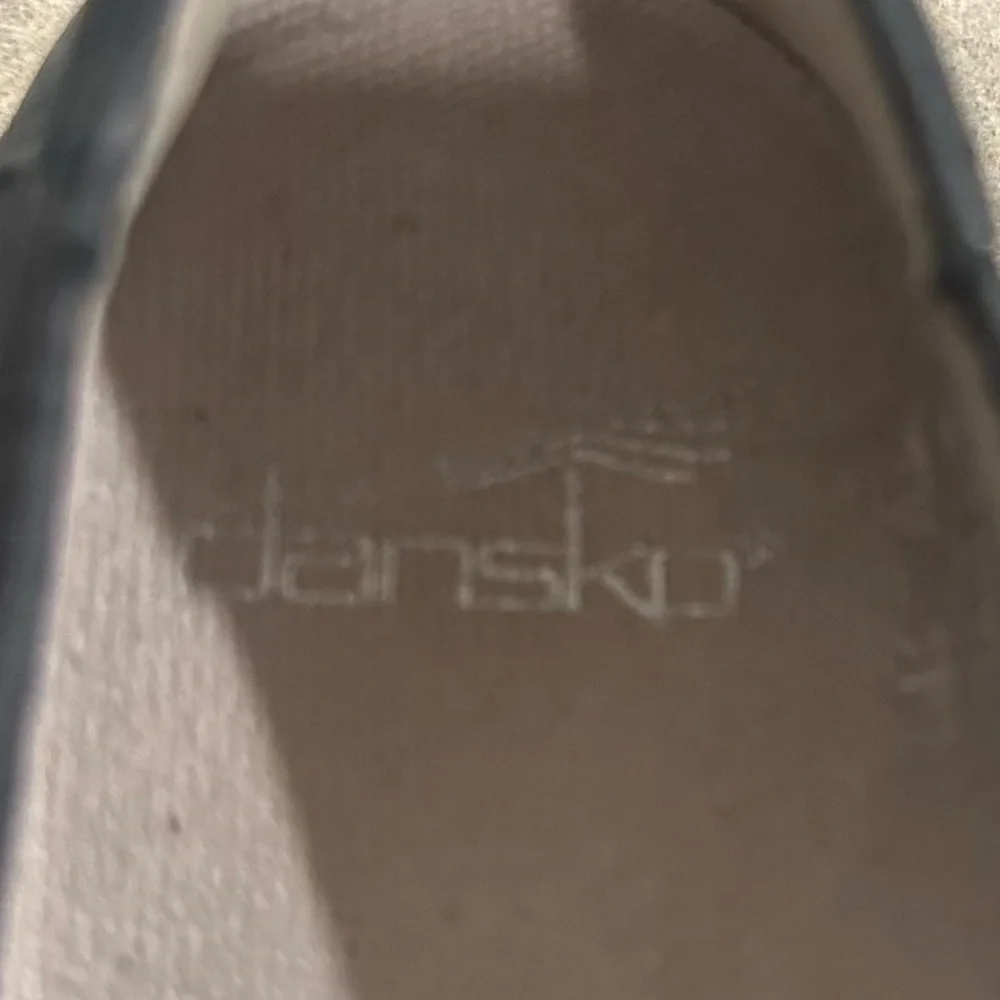 Dansko Orli Black Lace Up Women’s Leather Sneakers EU 37 (US 6.5-7)